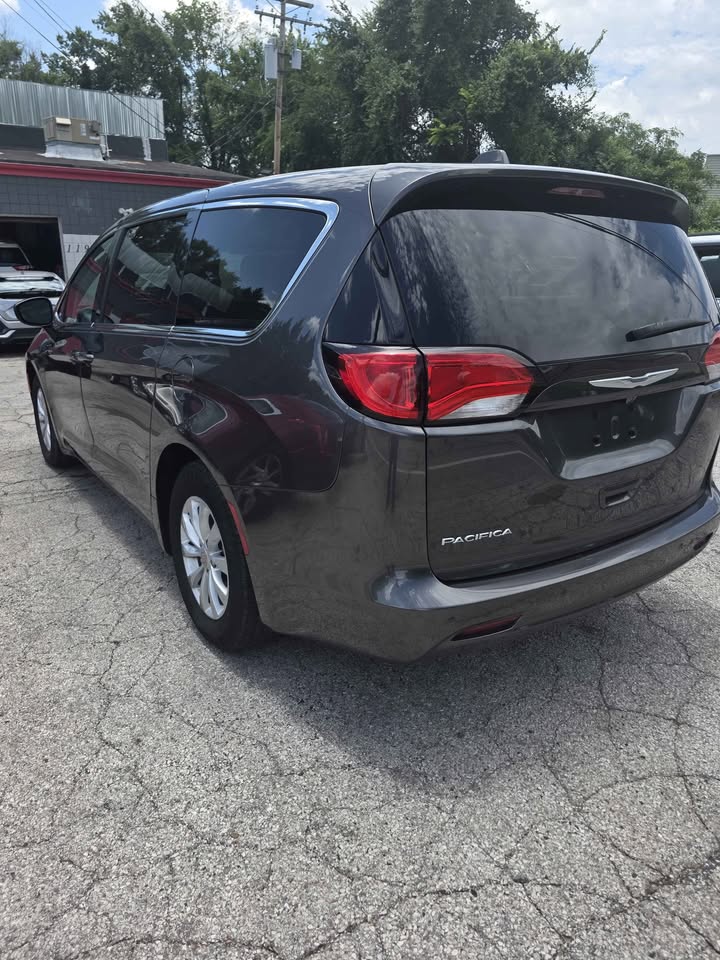 2017 Chrysler Pacifica